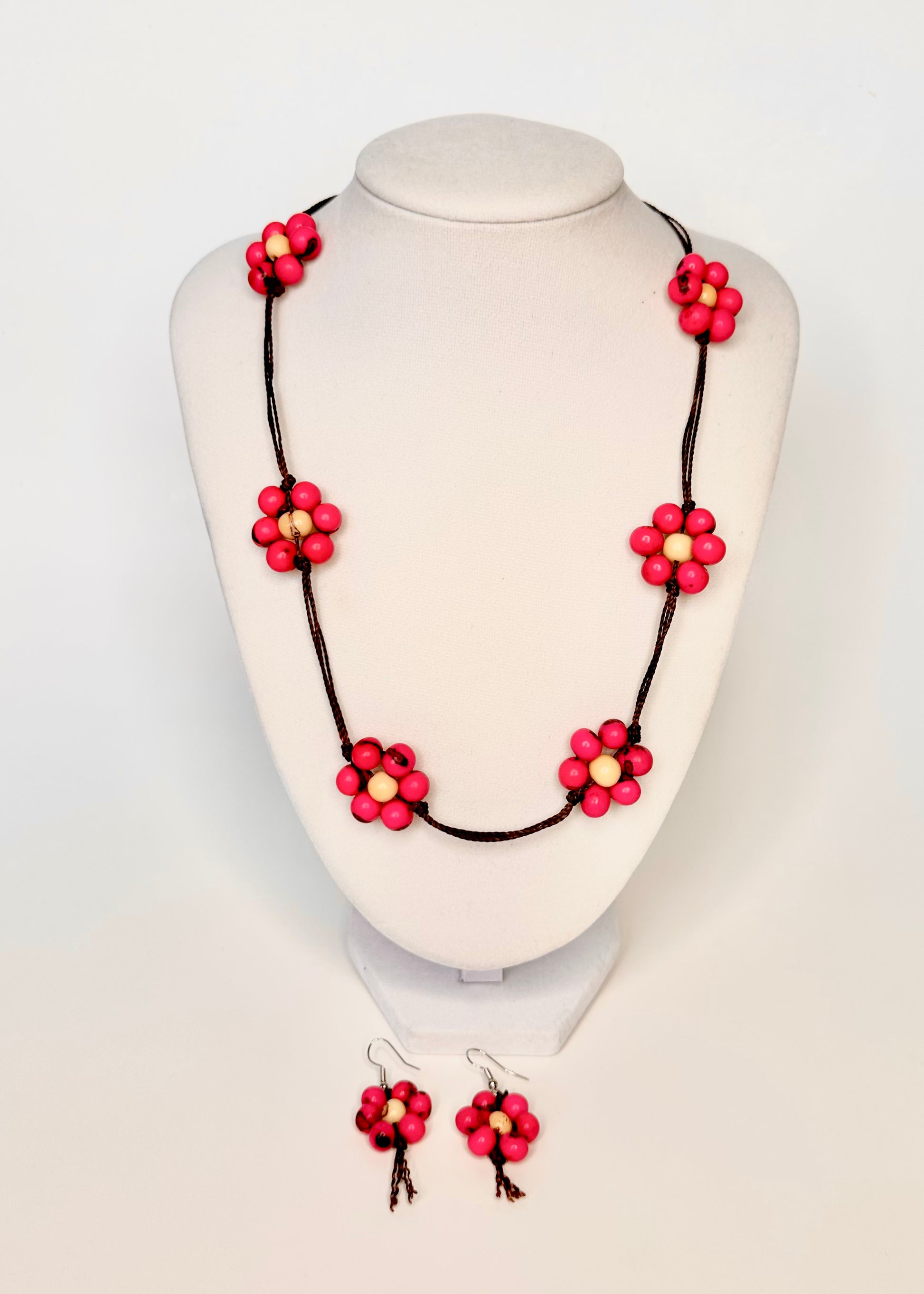 Blooming Açaí Seed Jewelry Set – Handcrafted Floral Necklace & Earrings | Sustainable Amazon Design