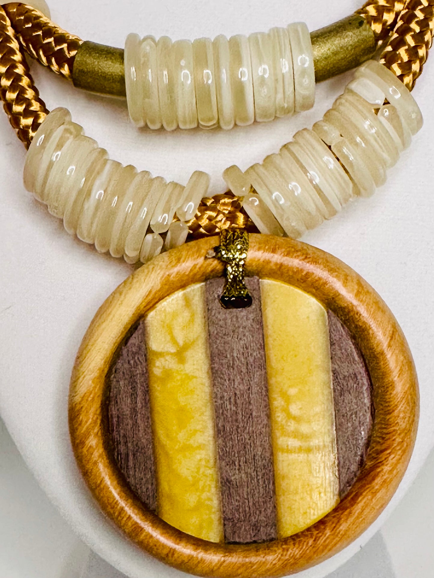Eco- Reclaimed Wood and Round Resin Necklace – Handcrafted Natural Elegance