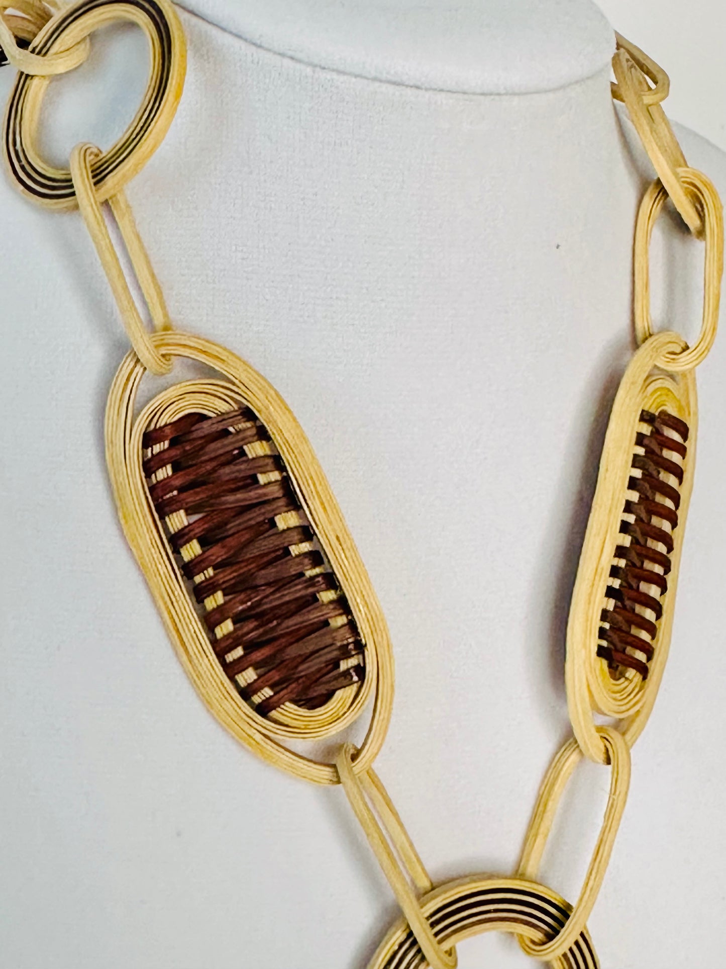 Piassava Necklace – Handcrafted with Natural Fibers | Stylish & Eco-Friendly Jewelry