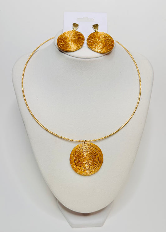 Cerrado Glow Set – Handcrafted Golden Grass Jewelry by Quilombola Artisans | Sustainable Elegance