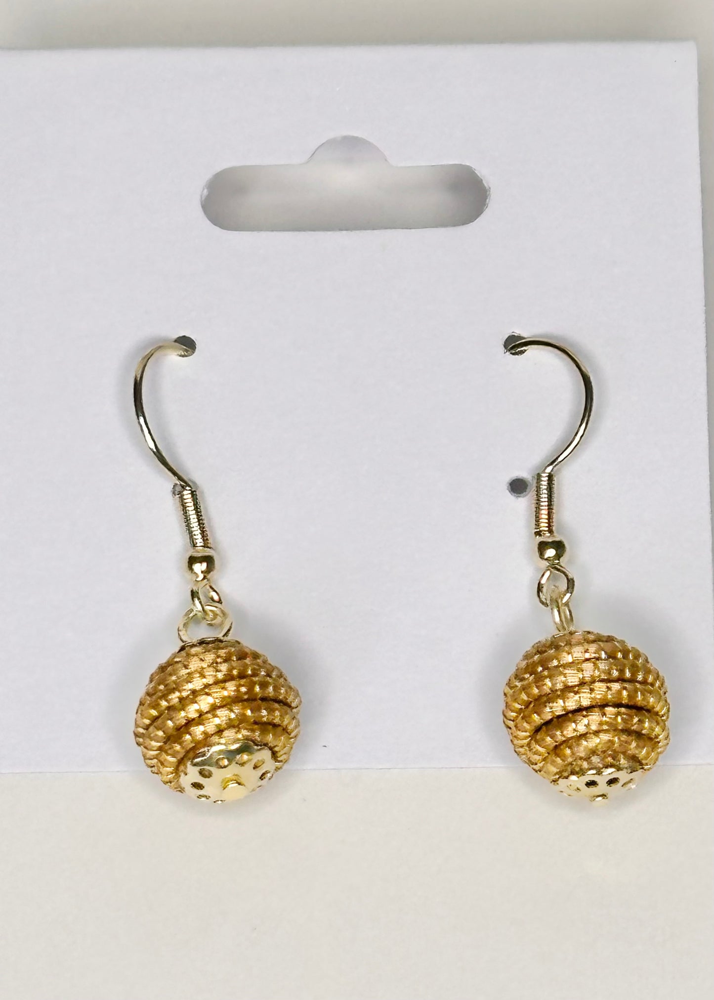 Golden Harmony Set – Handcrafted Golden Grass Necklace & Earrings with Polished Stones | Elegant & Sustainable detail2