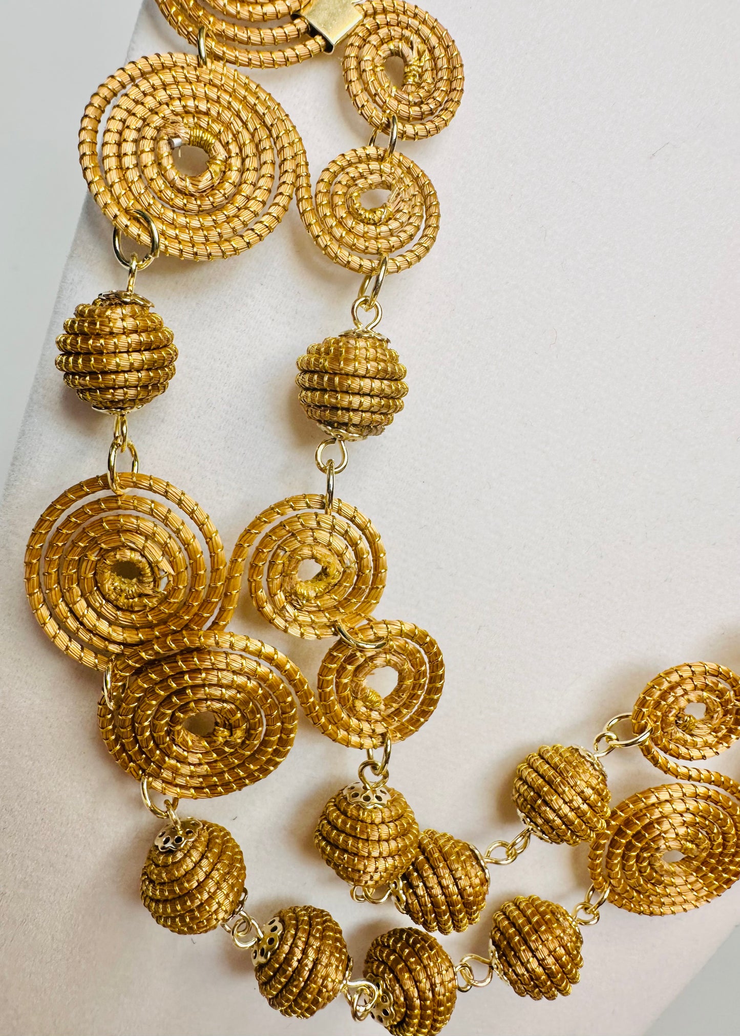 Golden Horizon Set – Handcrafted Golden Grass Necklace & Earrings | Eco-Friendly Jewelry detail1
