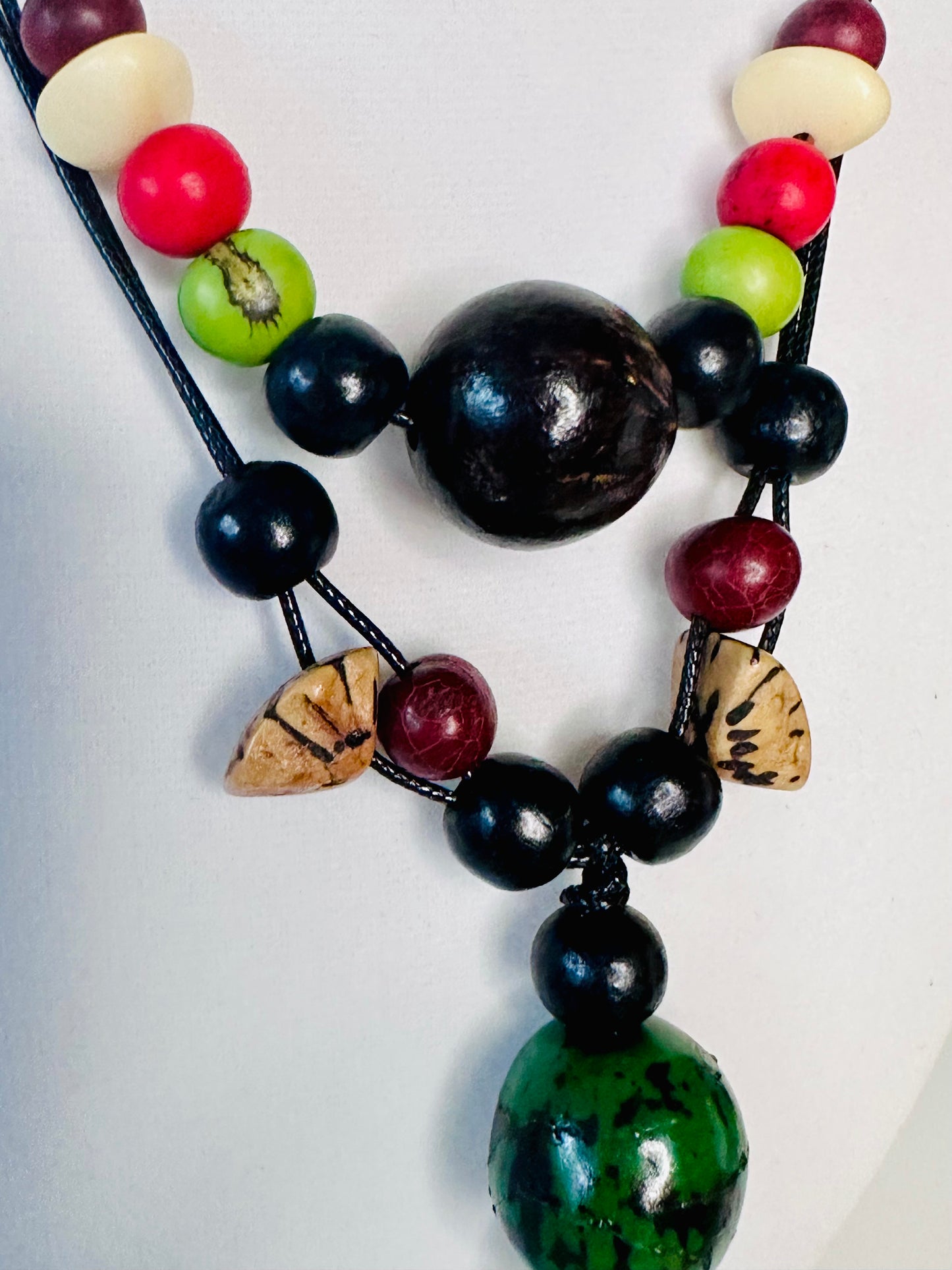 Paxiuba Necklace - Handcrafted Eco-Friendly Jewelry with Natural Seeds1