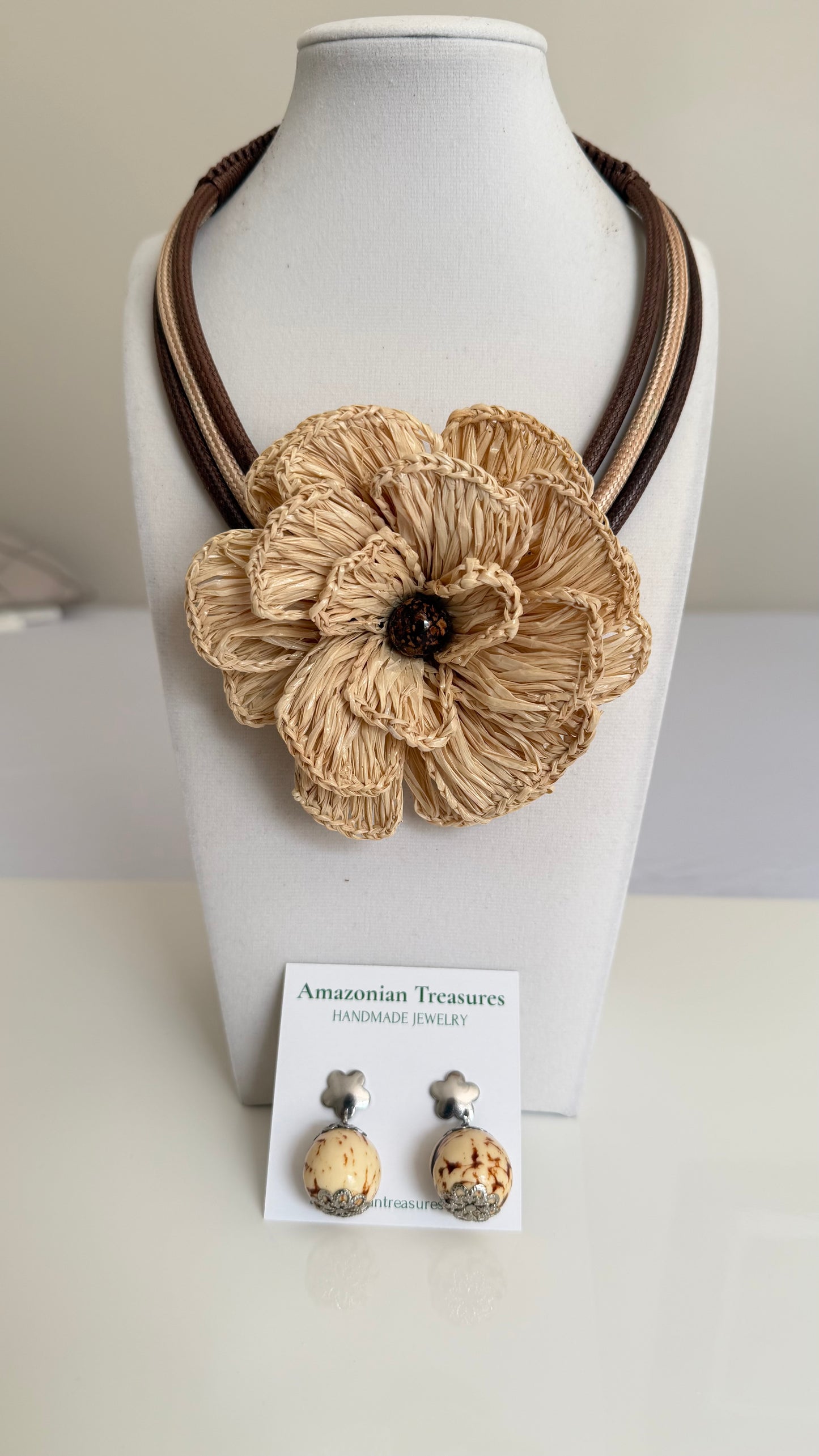 Buriti Fiber Flower Statement Necklace & Paxiúba Seed Earrings Set