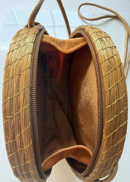 Capim Dourado Round Crossbody Bag – Brazilian Golden Grass