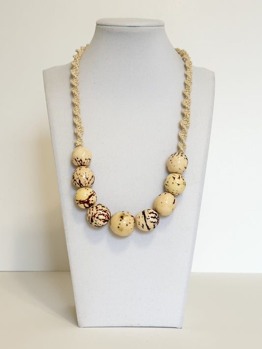 Tucum Fiber & Paxiúba Necklace – Handmade Amazon Jewelry