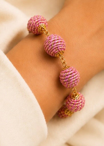 Pink Golden Grass sphere bracelet and earrings handcrafted from Brazilian Capim Dourado