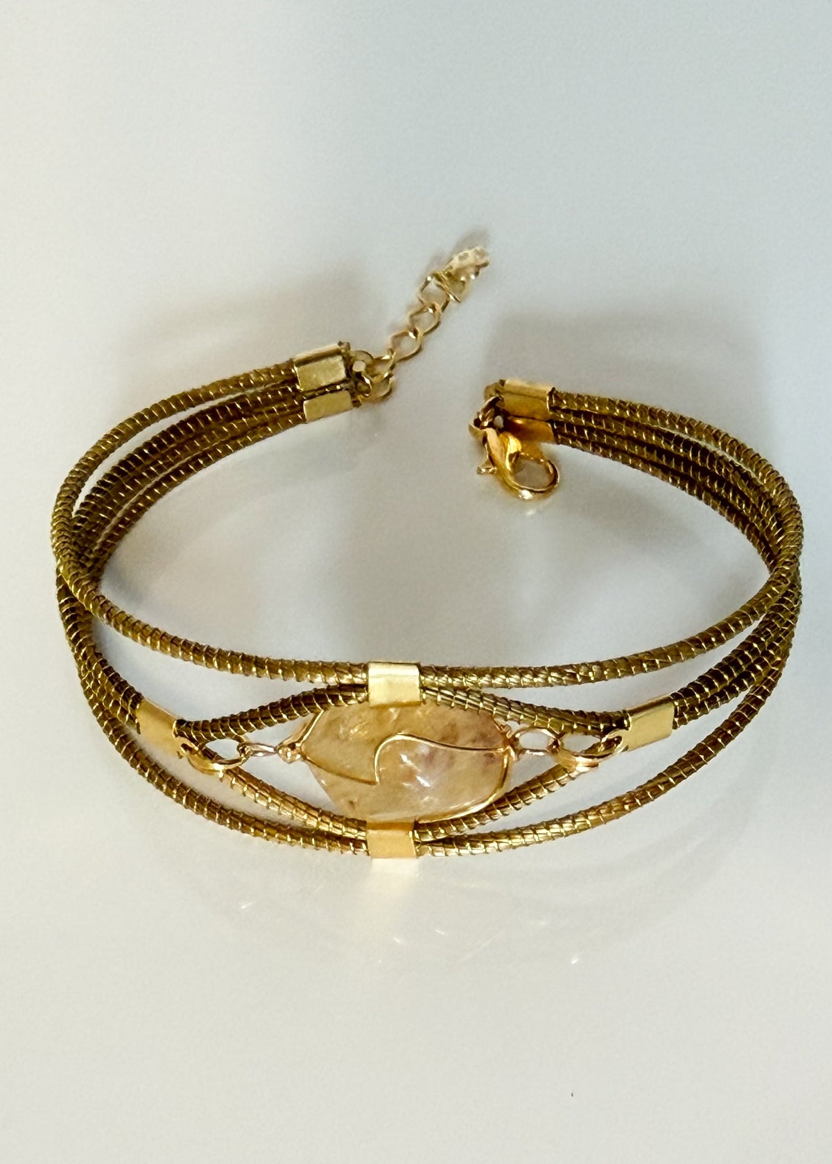Capim dourado bracelet color variants:  citrine