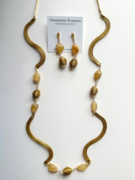 Golden grass necklace and earrings set with citrine gemstone handcrafted with capim dourado