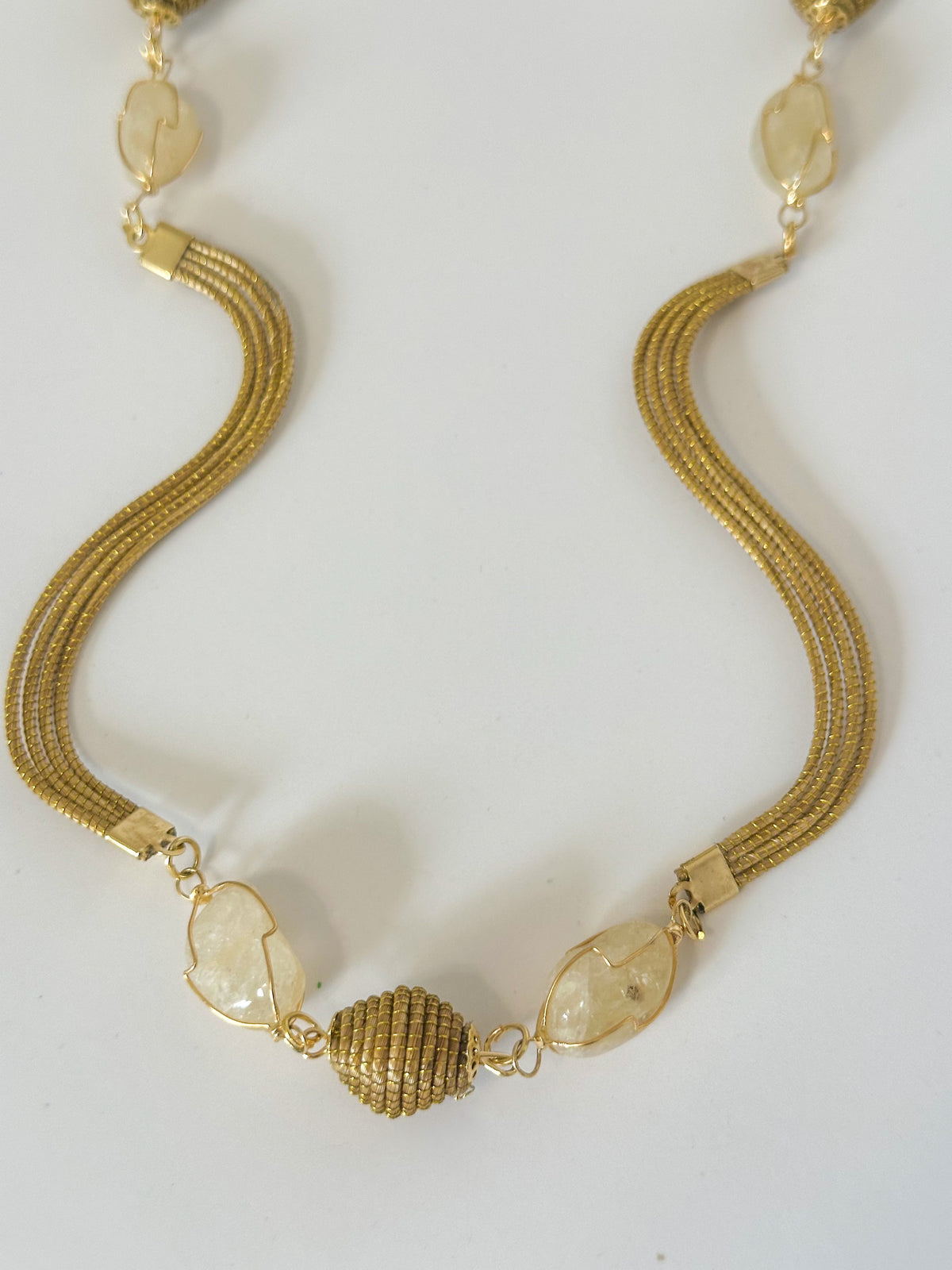 Golden grass necklace set with citrine gemstone