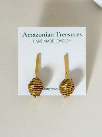 Laços Dourados golden grass infinity necklace set  matching golden grass earrings.