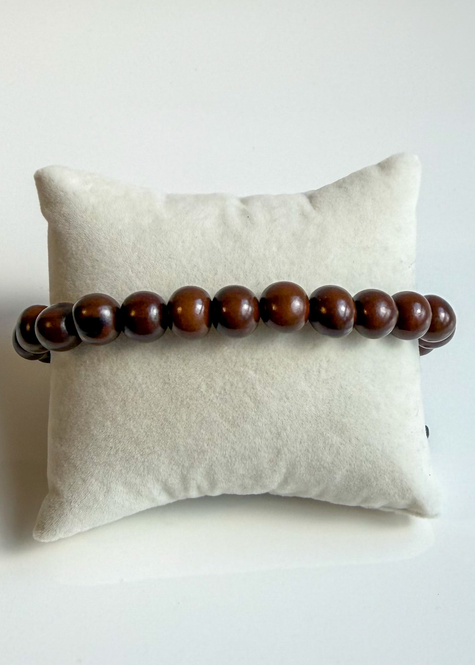 Nature-crafted Amazon acai seed bracelet brown