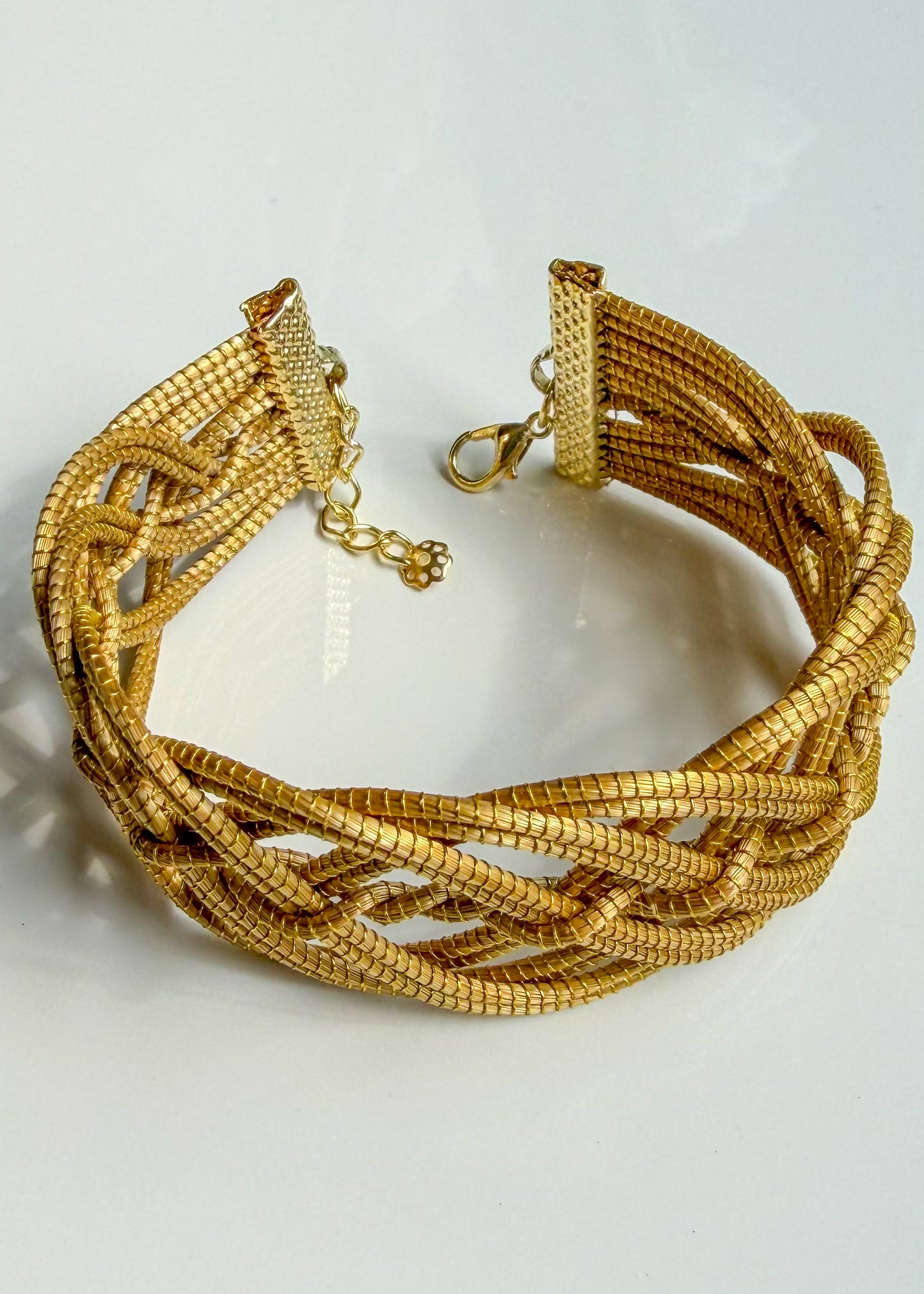 Handwoven Golden Grass Amazon Weave cuff from Brazil detail
