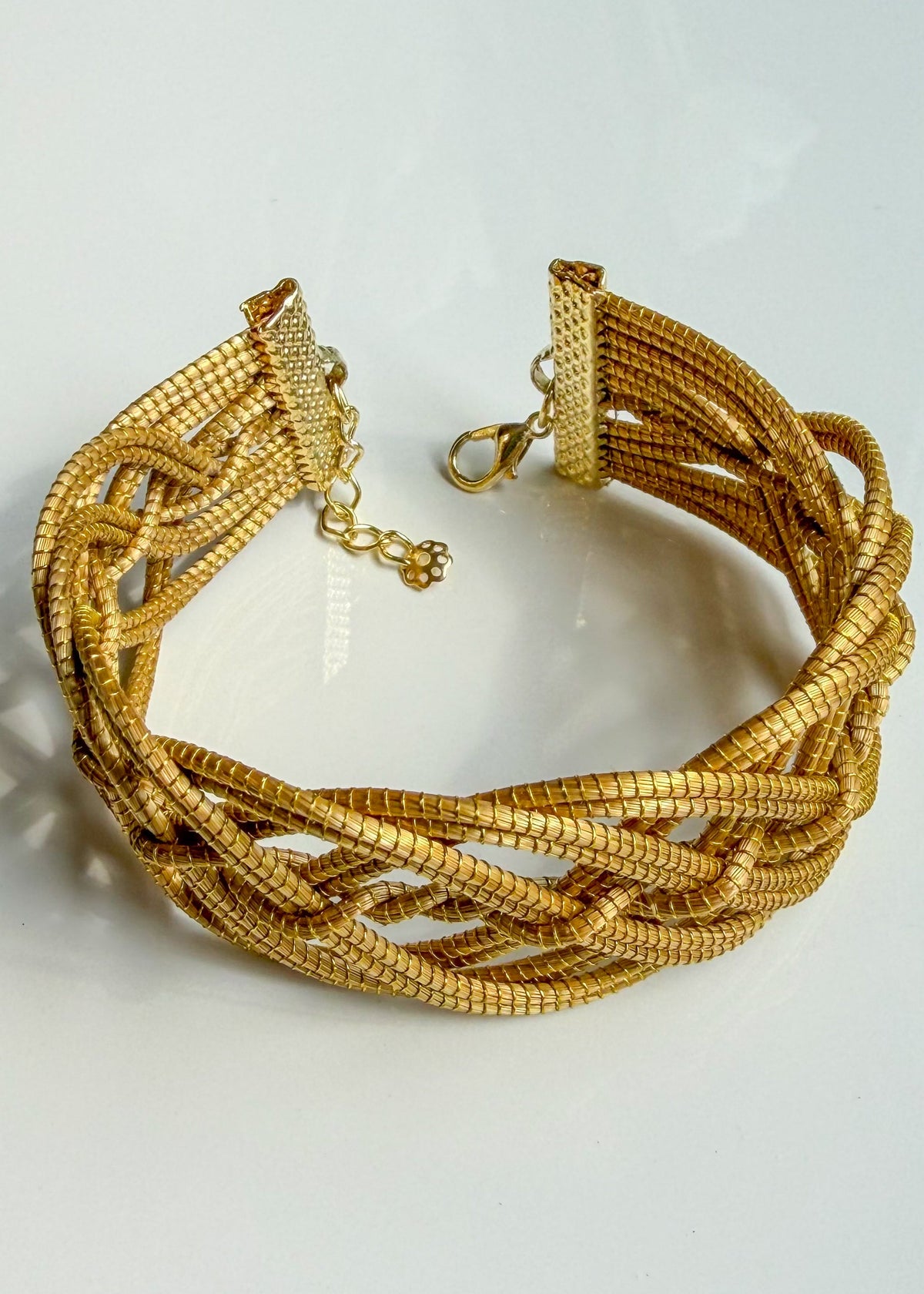 Handwoven Golden Grass Amazon Weave cuff from Brazil detail