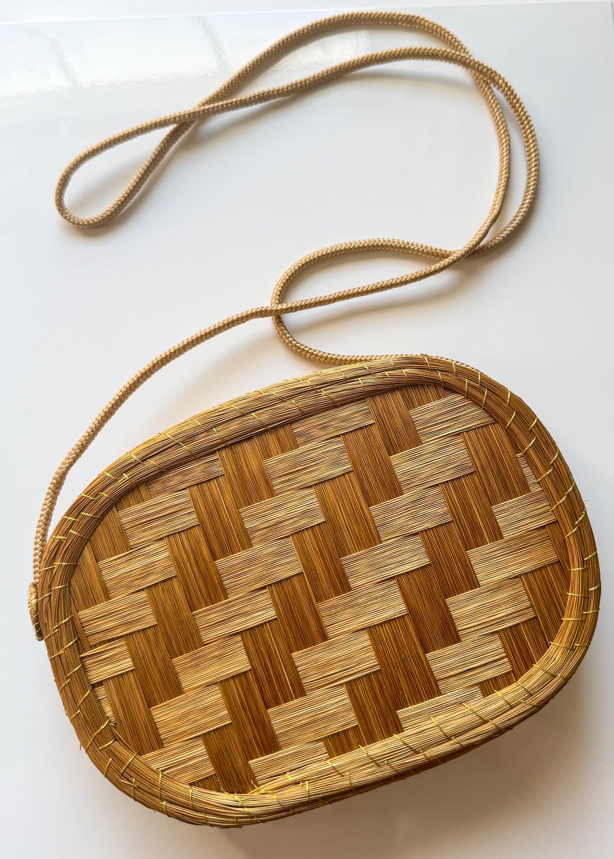 Capim dourado golden grass crossbody bag with rope strap, handwoven by quilombola artisans