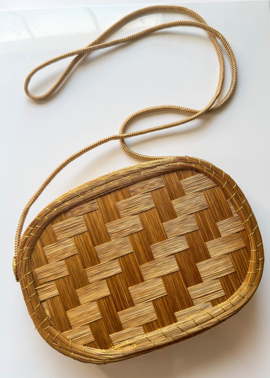 Capim dourado golden grass crossbody bag with rope strap, handwoven by quilombola artisans