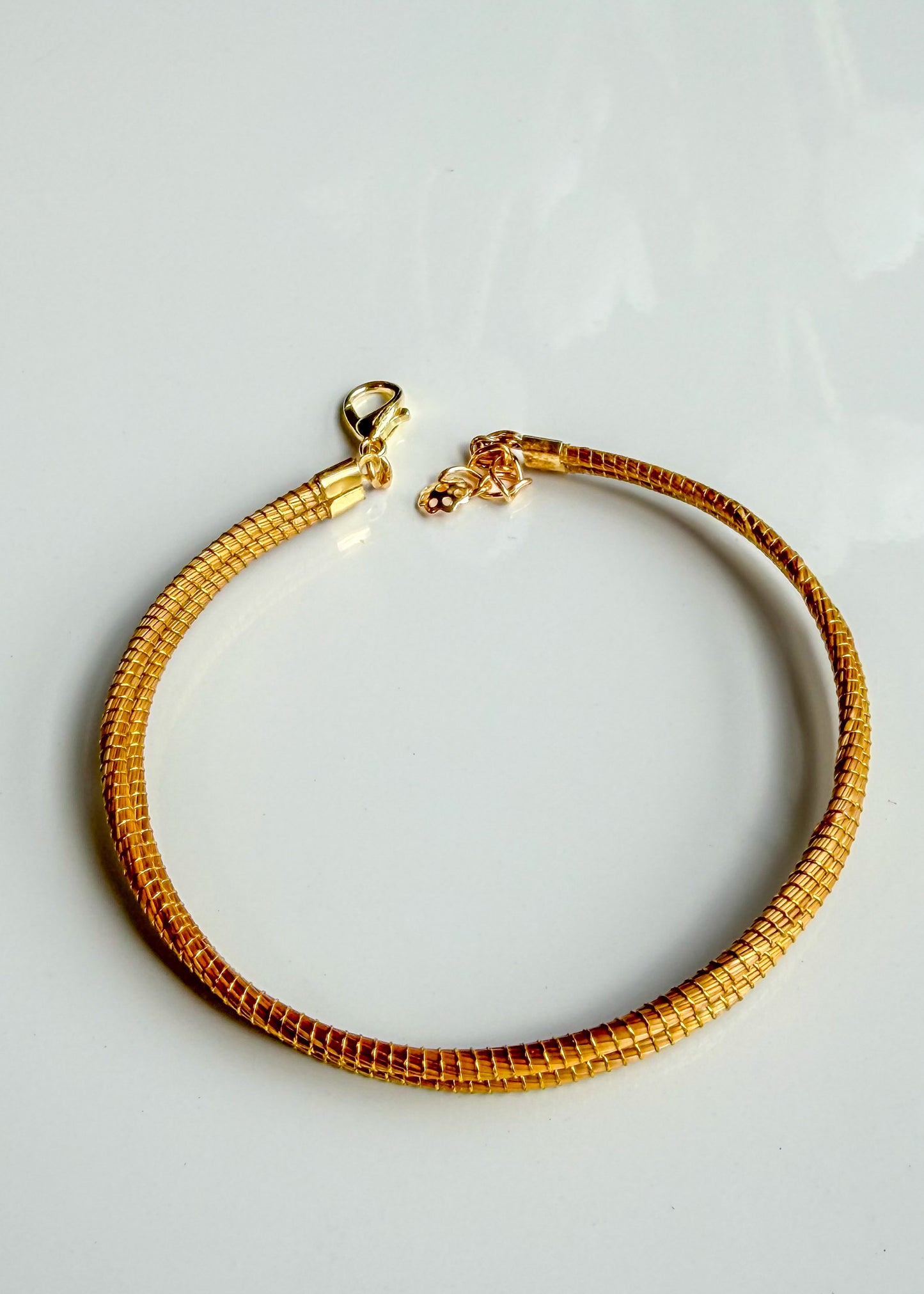 
Classic Golden Grass bracelet handcrafted from Brazilian Capim Dourado