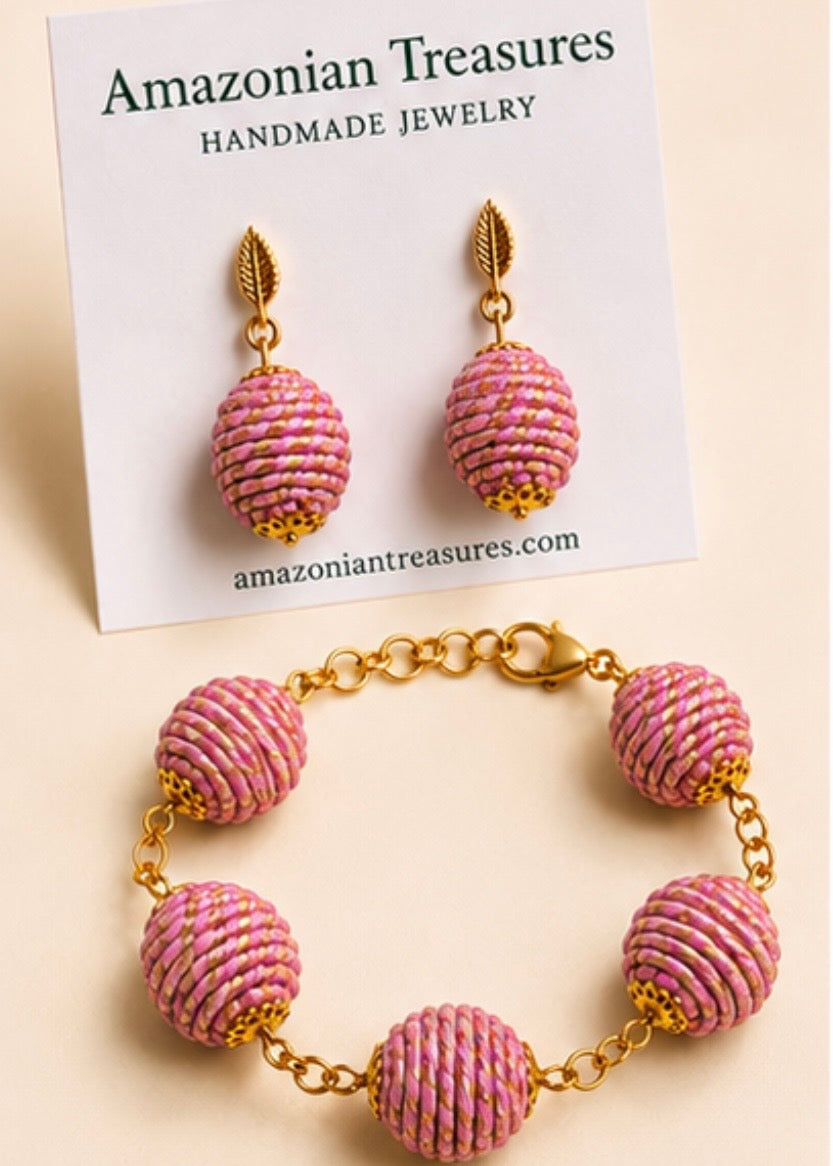 Pink Golden Grass sphere bracelet and earrings handcrafted from Brazilian Capim Dourado